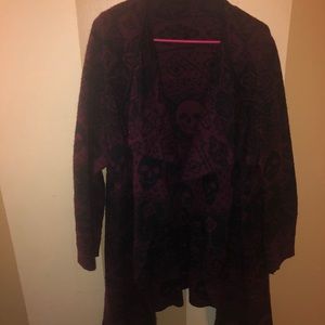 skull print sweater